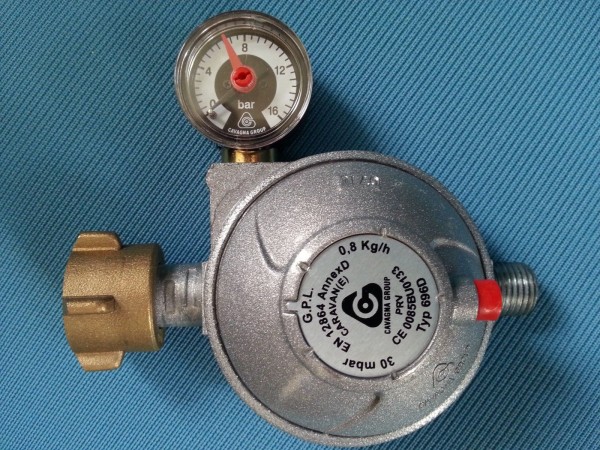 Druckregler mit Manometer 30 mbar